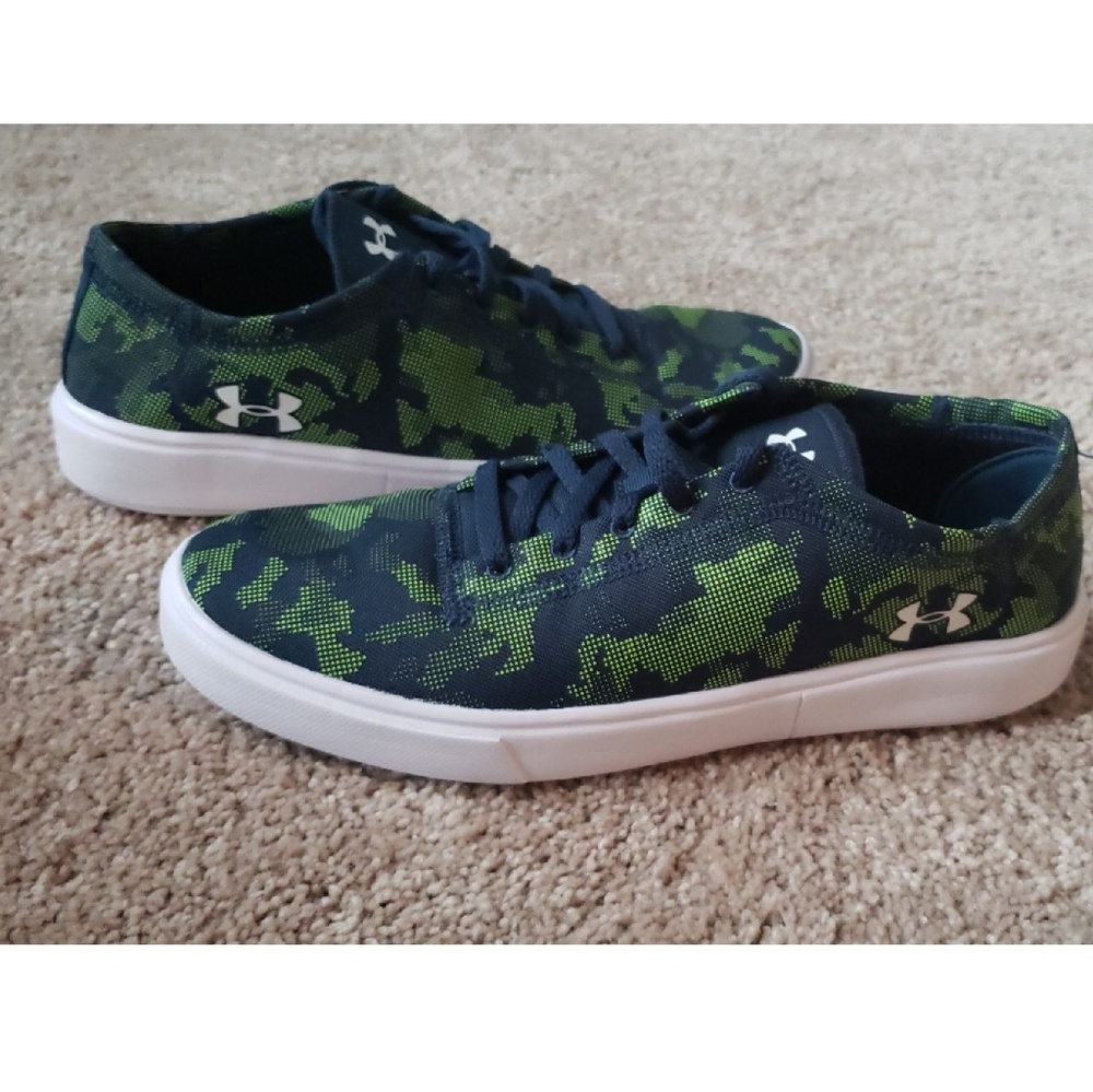 Under armour Low lightweight shoes Kickit2